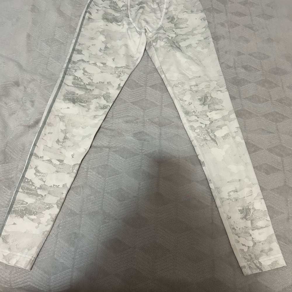 Men’s Under Armour Compression tight 3/4  size m